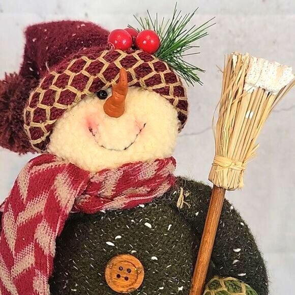 Snowman plush shelf sitter from Hannah's Handiworks. - Picture 2 of 9